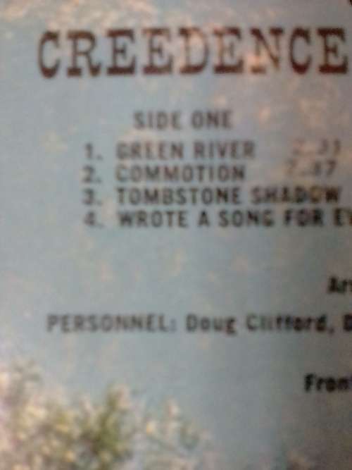 CREEDENCE CLEARWATER REVIVAL (GREEN RIVER) - LP in GOOD condition - SEE BELOW FOR INFO.