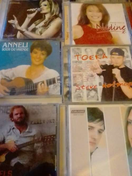 25x  VERY GOOD AFRIKAANS CD COLLECTION - (ON BID TAKES ALL) - SEE BELOW FOR SCANS.