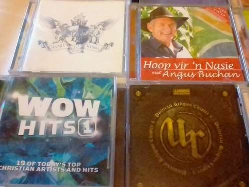 25x VERY GOOD RELIGIOUS (CHRISTIAN) CD COLLECTION - (ON BID TAKES ALL) - SEE BELOW FOR SCANS.