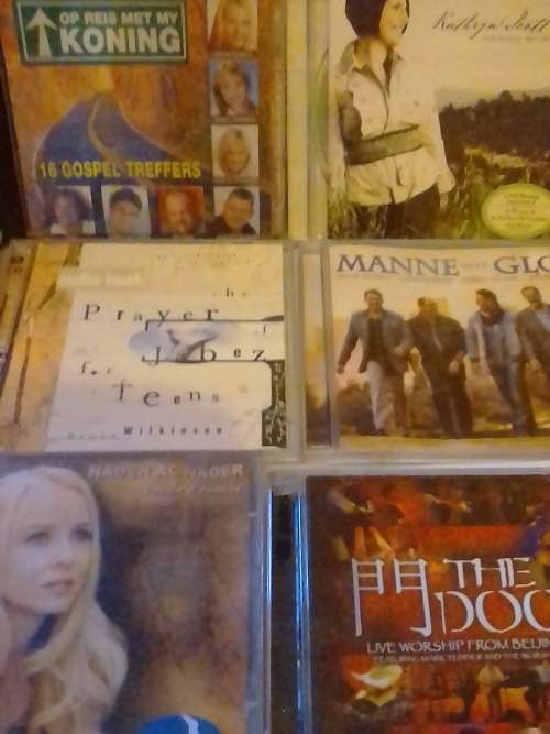 25x VERY GOOD RELIGIOUS (CHRISTIAN) CD COLLECTION - (ON BID TAKES ALL) - SEE BELOW FOR SCANS.