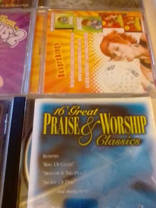 25x VERY GOOD RELIGIOUS (CHRISTIAN) CD COLLECTION - (ON BID TAKES ALL) - SEE BELOW FOR SCANS.