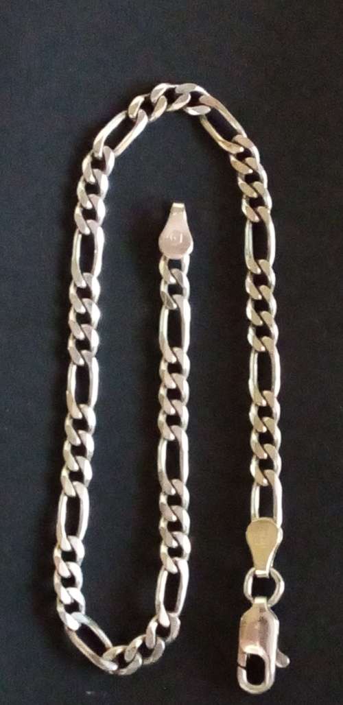 STUNNING FINE STERLING SILVER BRACELET (IDEAL FOR CHARMS) 20cm IN LENGTH - SEE BELOW.