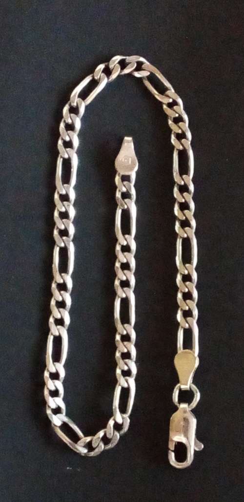 STUNNING FINE STERLING SILVER BRACELET (IDEAL FOR CHARMS) 20cm IN LENGTH - SEE BELOW.