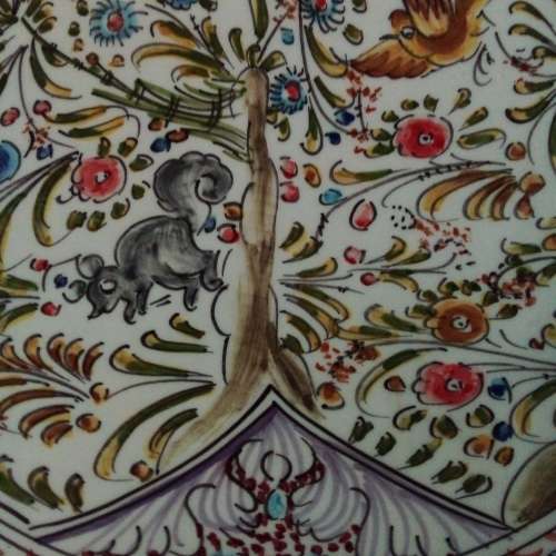 SCARCE - VINTAGE DE COIMBRA HAND PAINTED CERAMIC PLATE (POTUGAL) VALUE R4500 - PLEASE READ BELOW.