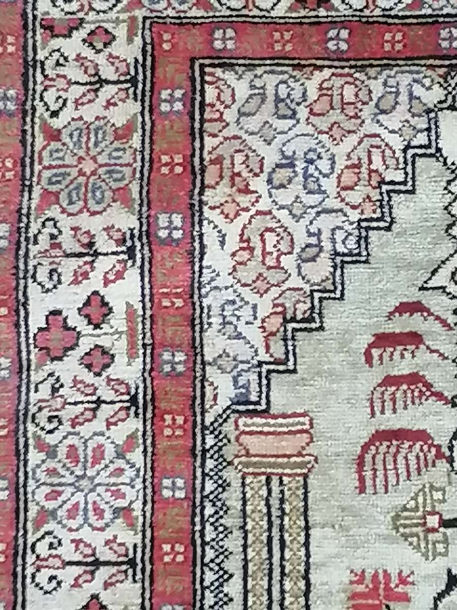 PERSIAN HEREKE HAND WOVEN SILK (VINTAGE HAND KNOTTED RUG) - HIGH VALUE - SEE BELOW FOR INFO.