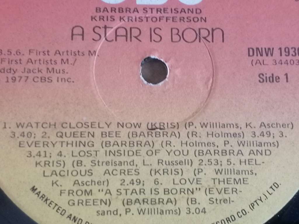 KRISTOFFERSON & STREIAND (A STAR IS BORN) - VINYL IN EXCELLENT CONDITION - SEE BELOW FOR INFO.