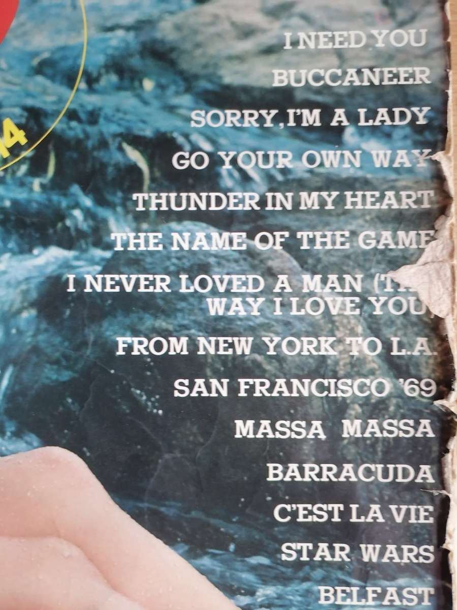 SPRINGBOK HIT PARADE 37 - VINYL IN VERY GOOD CONDITION - SEE BELOW FOR INFO.