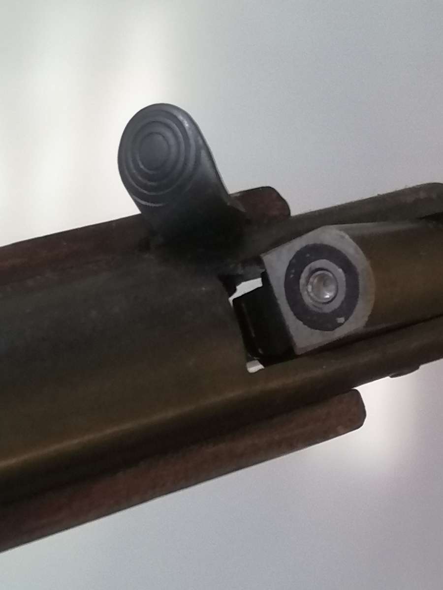 LONG NECK BREAK BARREL-AIR RIFLE -WITH BAG & TARGET PRACTICE CARDS - SEE BELOW FOR INFO.