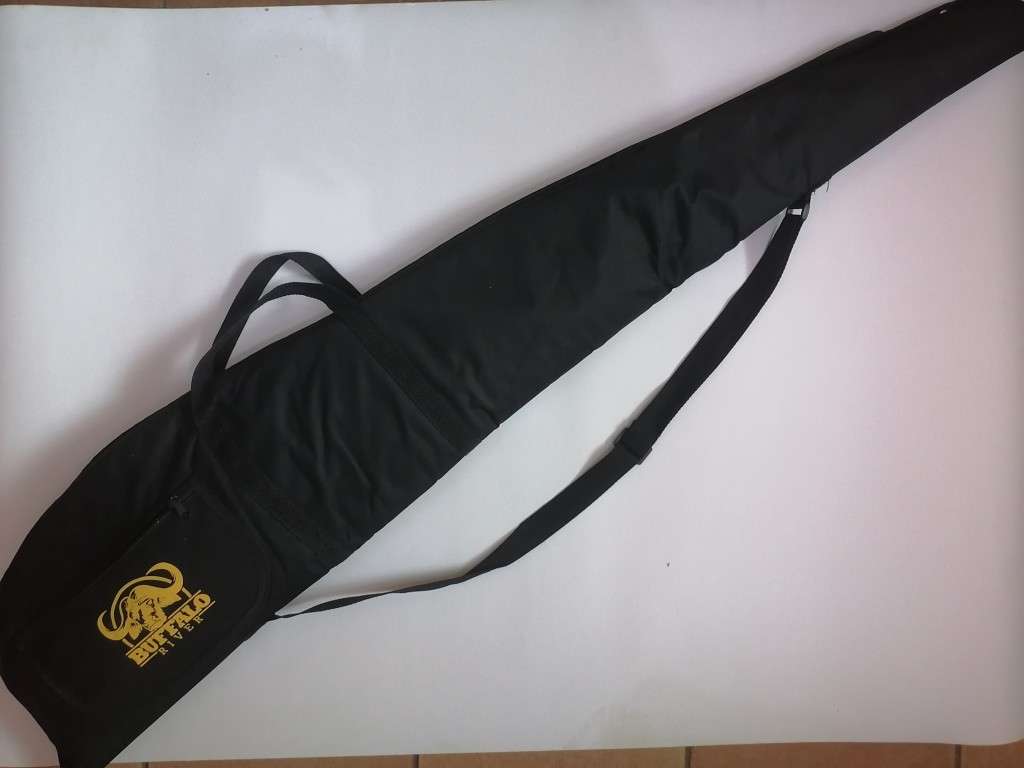 CAMO WHISPER-X VAMPIR AIR RIFLE -WITH BAG & TARGET PRACTICE CARDS - SEE BELOW FOR INFO.