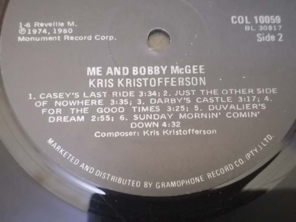 KRIS KIRSTOFFERSON (ME AND BOBBY McGEE) - VINYL IN VERY GOOD CONDITION - SEE BELOW FOR INFO.