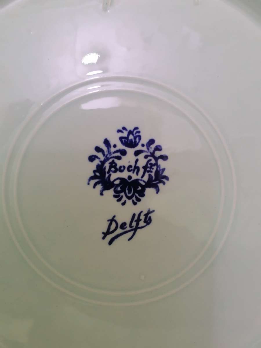 VINTAGE - LARGE DELFT BOCH BELGIUM PORCELAIN WALL PLATE - VERY GOOD COND. - PLEASE READ BELOW.