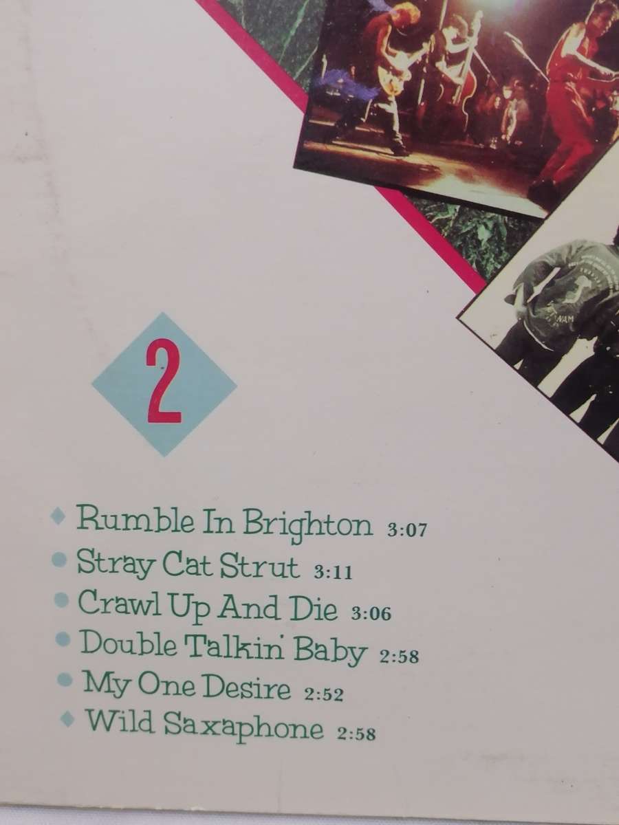 STRAY CATS - VINYL IN VERY GOOD COND. - SEE BELOW FOR INFO.