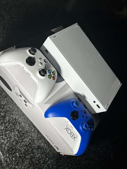 3 Months Old XBOX Series S
