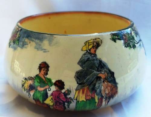 Royal Doulton Old English Scenes `The Gleaners` Rose Bowl