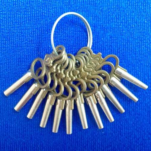 L@@K! RARE SET OF 12 NUMBERED FOB WATCH POCKET WATCH WINDER KEYS!