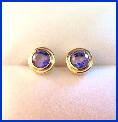 SOLID NINE CARAT GOLD & SYN. TANZANITE STUD EARRINGS!
