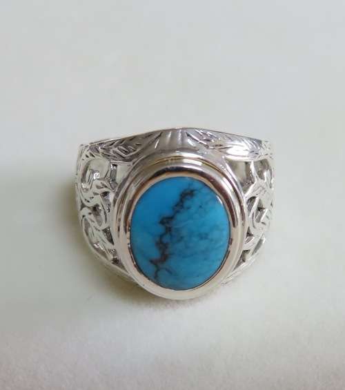 Intricate Vintage Sterling Silver and Turquoise Ring