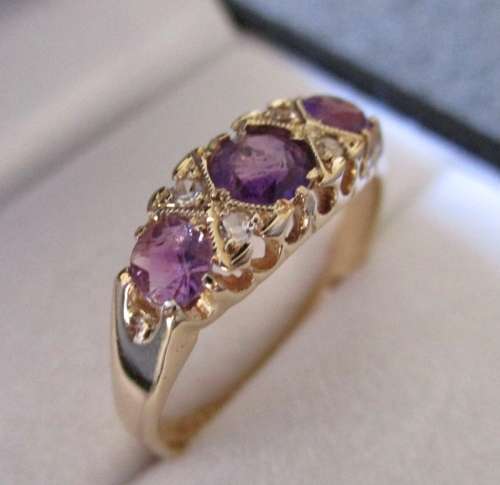 Vintage Hallmarked Solid 9ct Gold and Diamond and Amethyst Ring!