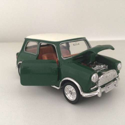 Fully Opening Made in Japan 1980s Tomy Tomica Dandy Morris Mini Cooper S Mark 1 scale 1/43 model car