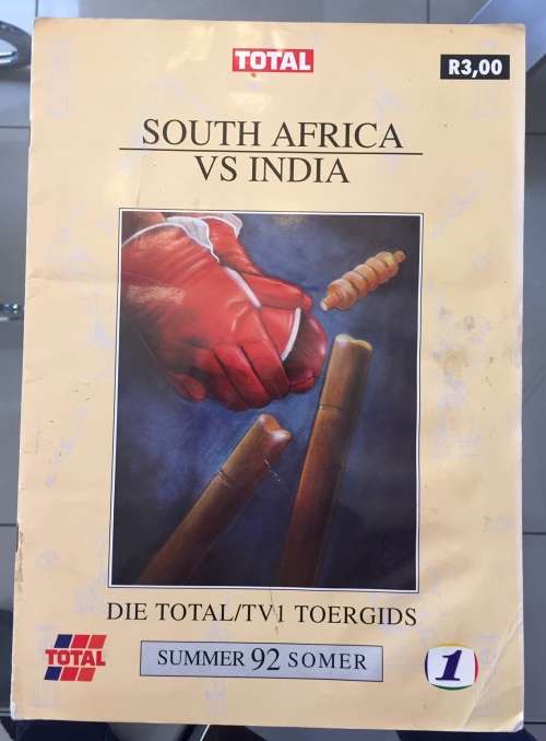 Total 1992 Cricket Album with Trading Cards