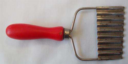 Vintage Crinkle Cutter