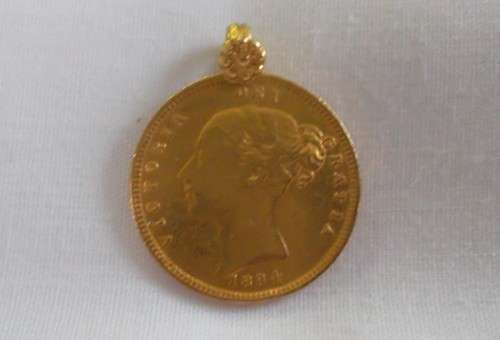 22CT  4.36g  Gold  Coin Pendant