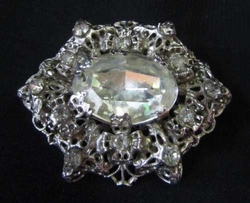 Brooch