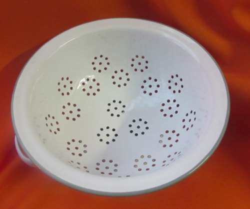 Enamel Colander (White)