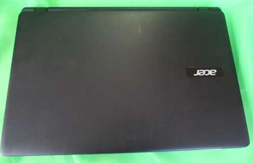 Acer Aspire es-15 laptop
