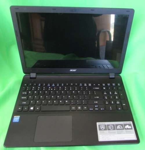 Acer Aspire es-15 laptop