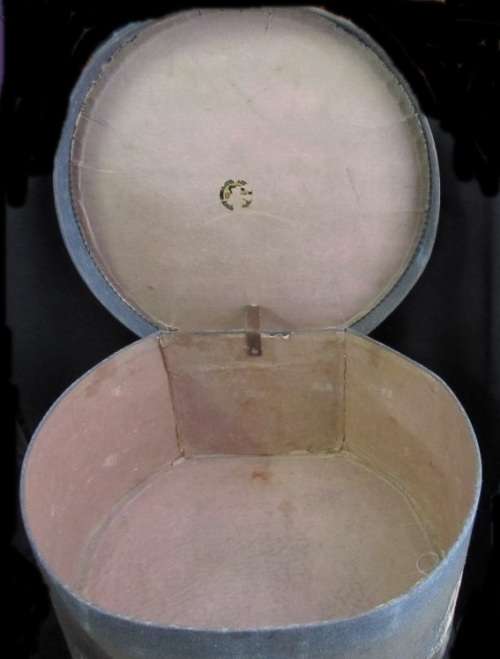 Vintage hat box made in England