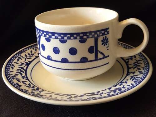 CHURCHILL SET  VERY OLD (4)