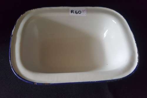 ENAMEL PIE DISH