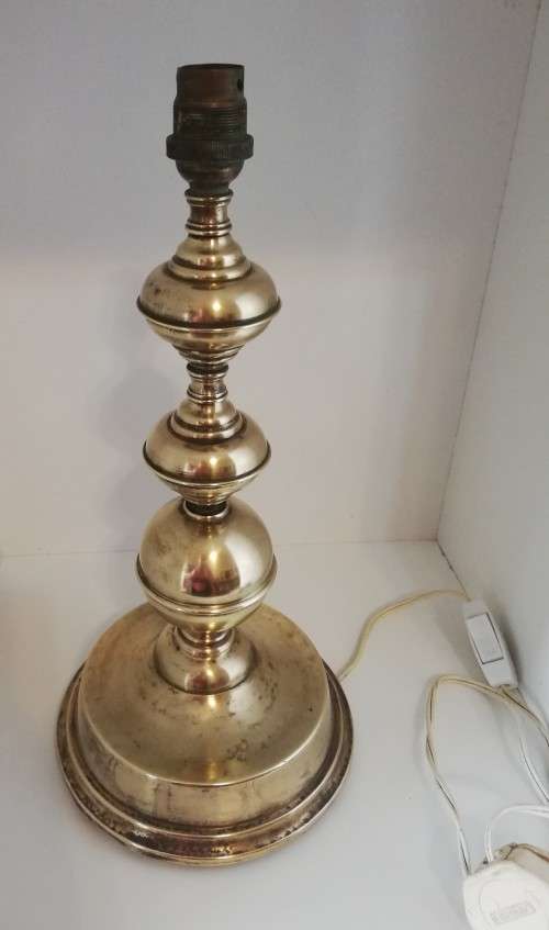 SOLID BRASS LAMP