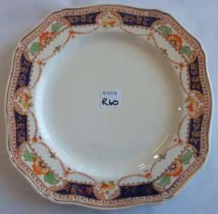 Beautiful Vintage Alfred Meakin "Coledonia Decor". Plate