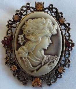 Cameo  Brooch
