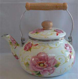 Vintage-Look Enamel kettle with wooden handle