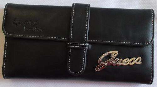 "Guess" Ladies black purse