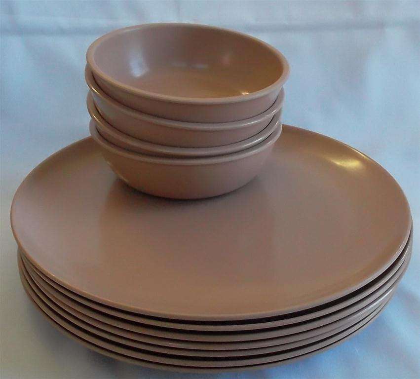 Vintage melamine dinnerware discount