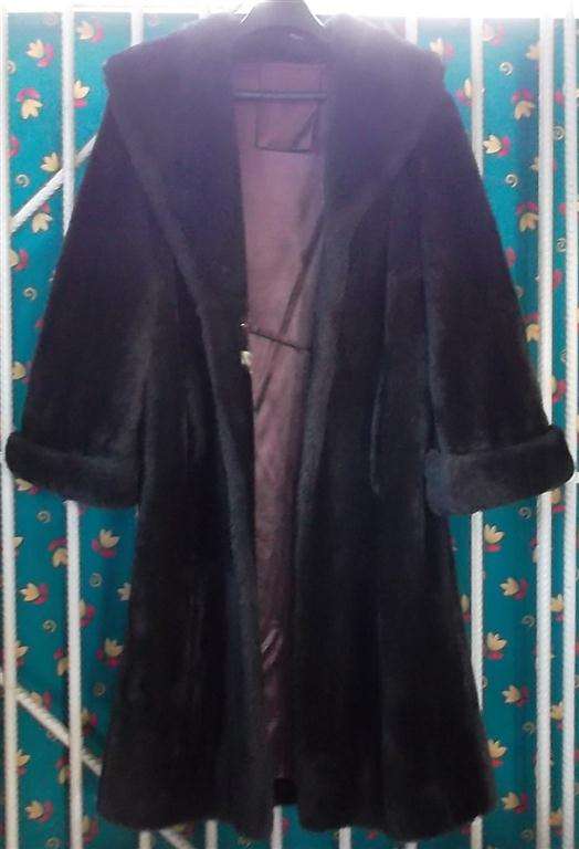 Collectable Master Furrier Long Ladies Faux Fur Coat.