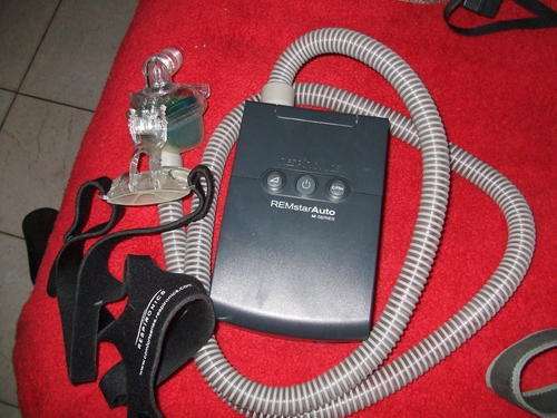 Remstar Auto M Series CPAP Machine with bag, Sleep apnea, snoring, etc....