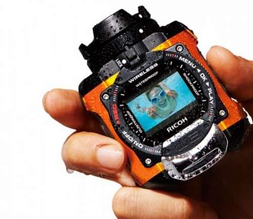 Ricoh wg-m1 Wireless Action/Dash Camera, 14 mp, + Charger + Cables + Stand, Waterproof, Shockproof