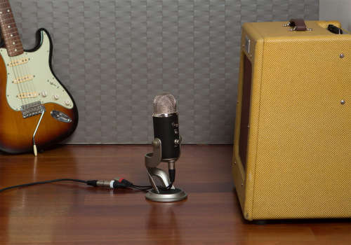 Blue Yeti USB Microphone, like new, demo, display unit