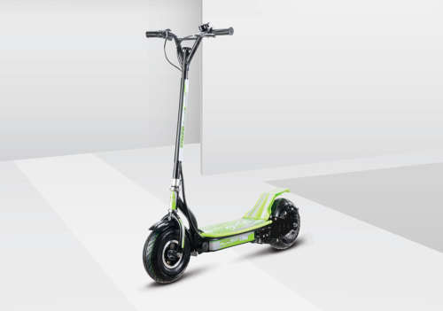 BIG UBER SCOOT S300 electric scooter, 24v 300watt motor, LARGE 9` WHEEL, DISC BRAKE,good condition,