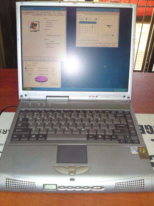 MECER P4 LAPTOP, 14.1 LCD SCREEN, 512 RAM, 20 GB HDD, DVD DRIVE, LEGAL WIN XP PRO LICENSE, etc...