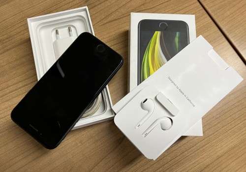 Apple iPhone SE (2020)