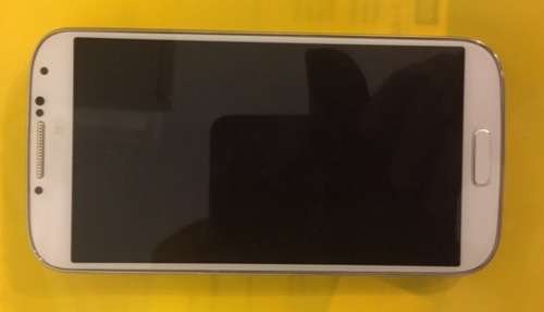 Samsung Galaxy S4 - As NEW condition