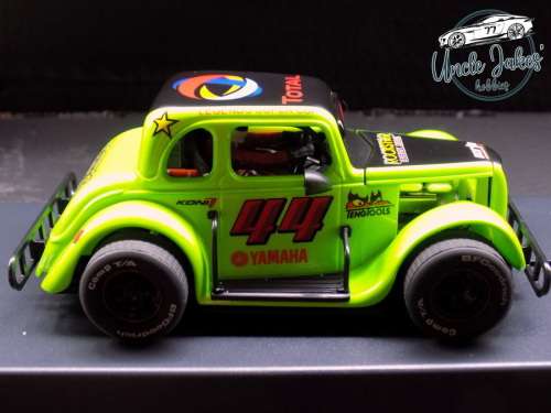 Pioneer P082 Legends Racer `34 Ford Coupe, Metallic Green #44