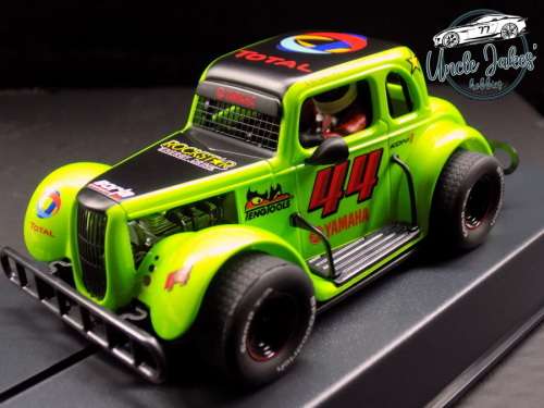 Pioneer P082 Legends Racer `34 Ford Coupe, Metallic Green #44