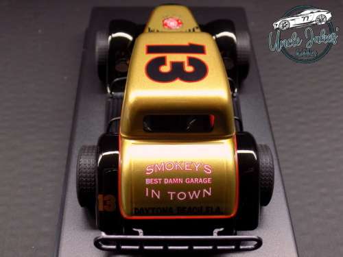 Pioneer P083 Legends Racer, 34 Ford Coupe, Smokeys